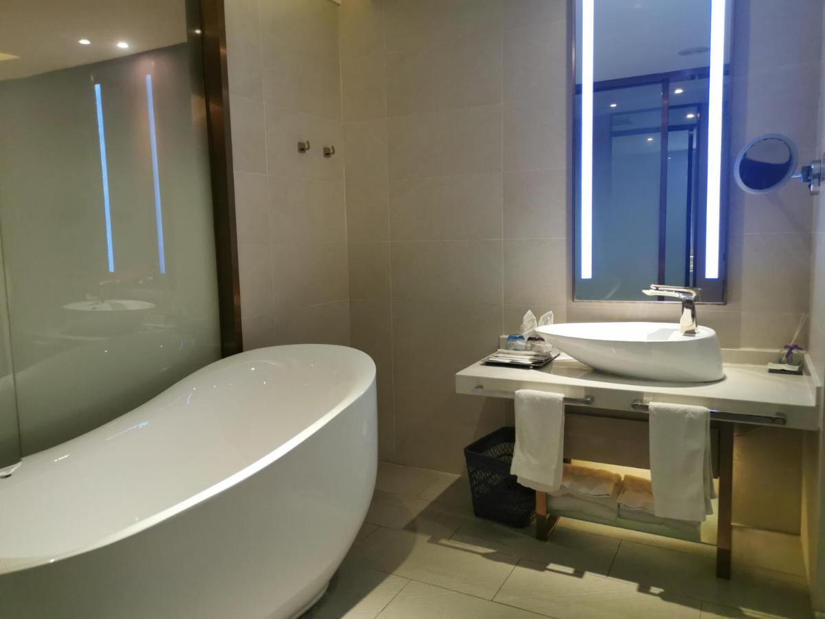 Lavande Hotel Чанчунь Экстерьер фото